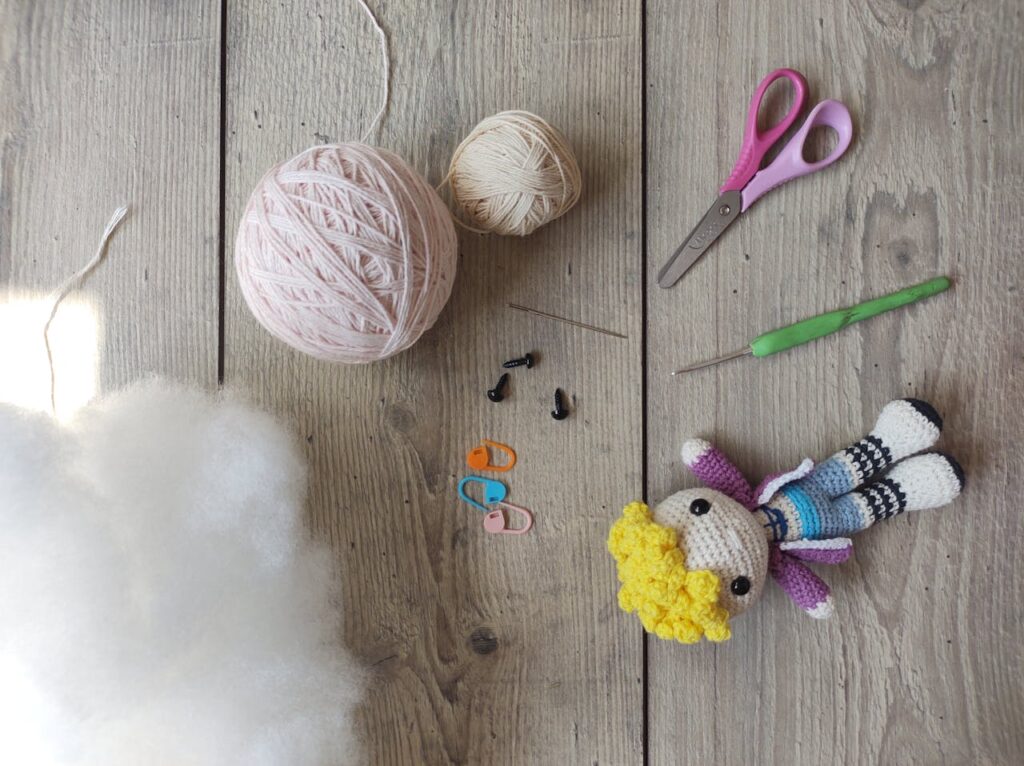 Milyen eszközökre van szükség az amigurumizáshoz?
